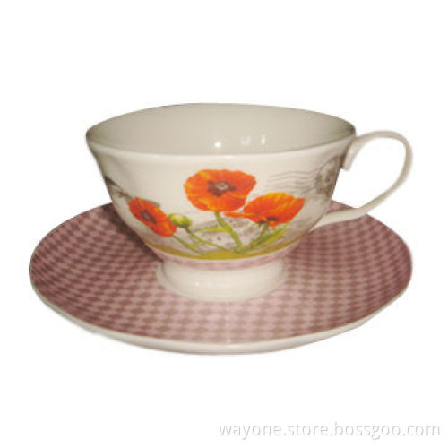220cc Poppy Motif Tea Cup and Saucer in Printing Gift Box, Ideal for Gift and Promotions